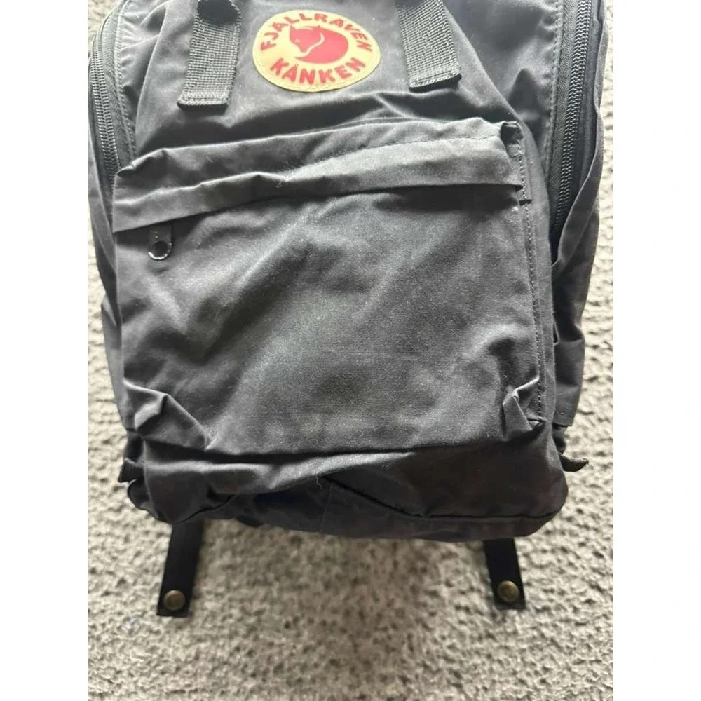 Fjallraven Kanken Classic Vinylon‎ Everyday Outdoor Backpack Black Unisex